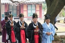 삼성사 건시대제, 10일 삼성혈서 봉행