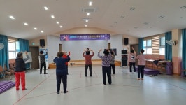 천지동경로당, 스포츠댄스교실 운영