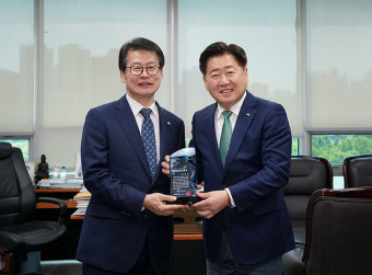 제주도, 임호선 국회의원에 명예도민증 수여
