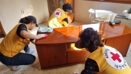 한라곰두리적십자, 취약계층 가정 집수리 봉사활동 구슬땀