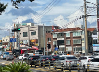 꽉 막힌 서문로...한천 정비사업, 대책없는 공사 강행 논란