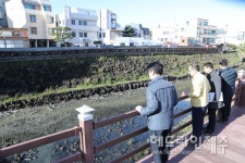 악취 진동 산지천, 바닥 퇴적물 제거 준설공사 착수