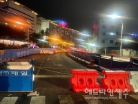 1년 넘게 도로 통제 탑동로, 늦깎이 공사 시작은 알렸으나...