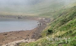 제주, 한라산 출입금지 백록담에 무단 출입한 외국인 적발
