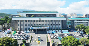 병원 갈 때 함께 가요...제주 노인일자리 병원동행 서비스 시행