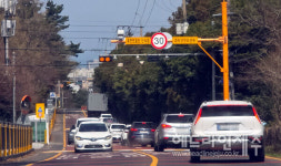 제주, 단속카메라 1대로 상.하행 양방향 모두 단속한다