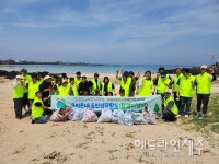 제주시동백주간활동센터, 발달장애인과 함께 우도 환경정화 활동 전개
