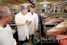 김완근 제주시장, 양돈장 악취관리 선도농장 운영상황 점검