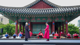 탐라순력도 속 제주양로 재현 행사...어르신 공경 마음으로