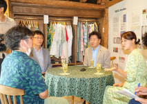 (주)크리에이티브모루 | 창업 현장 찾은 오영훈 지사 "크리에이터 경제생태계 조성"