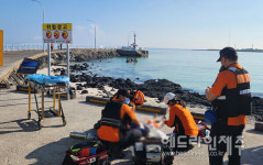 제주, 김녕 해변서 남성 2명 바다에 빠져...1명 심정지