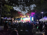 제주 고마로 馬 문화축제 개막...거리 퍼레이드 들썩