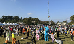 꼬닥꼬닥 걸읍써...1만명 참가 2025 제주올레걷기축제 개막