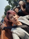 JYJs Junsu drops a picture on sunny day