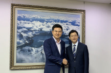 [포토] 김태호 국회의원·김경수 경남지사, 지역현안 논의