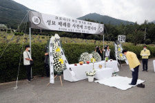 장흥군, 추석 귀성자제 위한 합동 성묘 실시