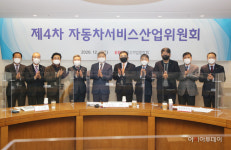자동차 정비서비스업 중장기적 구조조정이 불가피한 상황