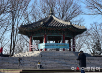 [포토] 서울 남산 팔각정 통제