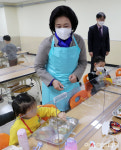 [포토] 박영선 엄마 리더십...유치원 무상급식 추진