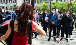 [포토] 세종대로 사람숲길에 거리공연 풍성