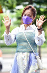 [포토] 홍자, 홍대장 반가운 인사