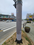 아산시, 주요 도로변에 불법광고물 부착방지시설 설치