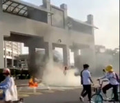 [중 공산당 100주년 ③] 미래는 꽃길만이 아니다