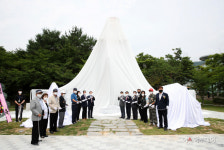 이천시 월남전참전기념탑 제막