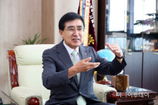 강순희 근로복지공단 이사장 근로자 틈새 없이 보호…노동복지허브 구축