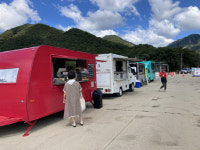 연천군 재인폭포 가을 꽃향기 만발 푸드트럭도 인기