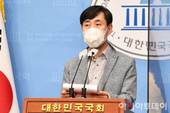 [포토] 지하철 적자문제 해결 공약 발표하는 하태경 대선 경선 후보