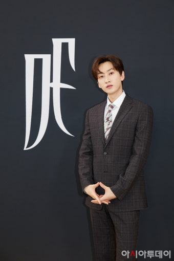 [포토] 슈퍼주니어 은혁, 빠져드는 잘생김