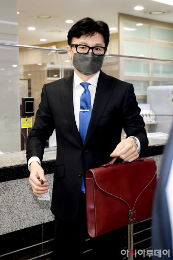 [포토] 국회 도착한 한동훈 법무부 장관 후보자