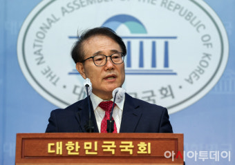 [포토] 윤형선 '인천 계양을 국회의원 재보궐선거 출마 선언'