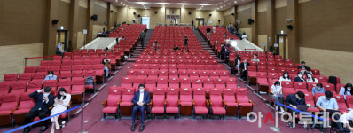 [포토] 썰렁한 더불어민주당 개표상황실