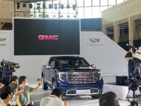 한국지엠, 수출·멀티로 8년 적자 탈출할까…픽업 브랜드 GMC 국내 상륙