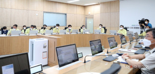 김동연 경기지사 팬데믹과 경제위기 한 몸처럼 같이 덮칠 것. 경각심과 위기의식 가져야