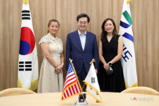 김동연 경기지사, 미국 한인 의원 2명과 지방정부 교류협력 논의