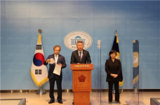 김회재·송기헌의원, 한국수출입은행의 여수·원주 출장소 폐쇄 계획 철회촉구