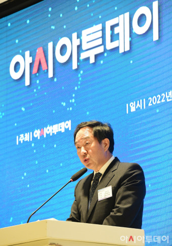 [포토] '아시아투데이 창간 17주년' 尹 대통령 축사 대독하는 강승규 시민사회수석