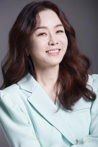 하이모레이디, 배우 김정난 새 모델로 발탁