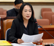 [포토] 발언하는 김윤정 한국법제연구원 연구위원