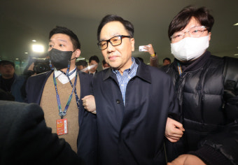 '계엄령 문건' 조현천 구속영장…직권남용·정치관여 혐의