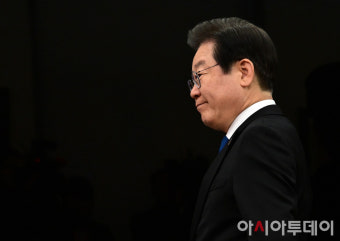 [포토] 이재명 대표 '민주당 최고위 참석'