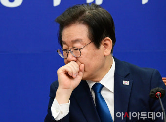 [포토] 생각에 잠긴 이재명 대표