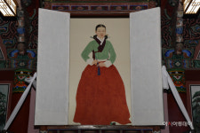 남원시, 62년만의 새 춘향영정 17세기 한국여인상 담았다