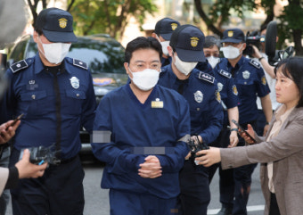 檢, '주가조작' 라덕연 등 3명 구속기소…