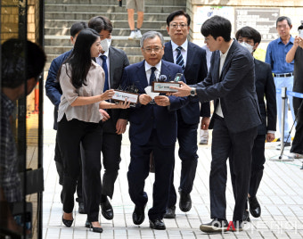 김건희 여사 최측근, 이종호 전 블랙펄인베스트 대표 법정 출석 후 구속 여부 결정은 곧 예상.