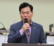 [포토] 축사하는 김승수 의원