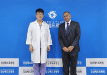 강남베드로병원, 미 신경외과전문의 양방향척추내시경수술 연수